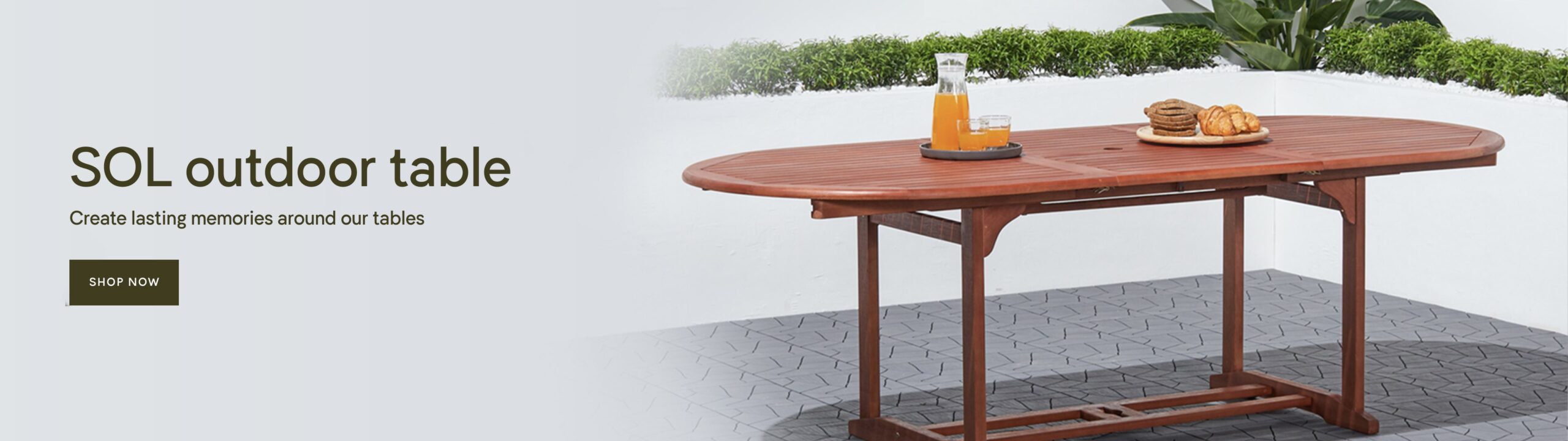 SOL outdoor table