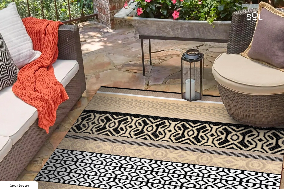 Placement - outdoor rug for patio