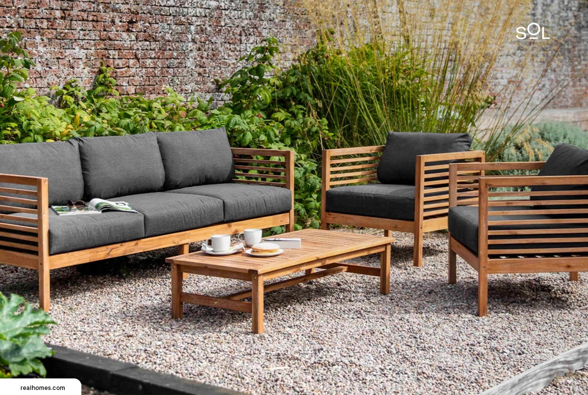 Wooden Garden Furniture: A Guide to Selection and Maintenance