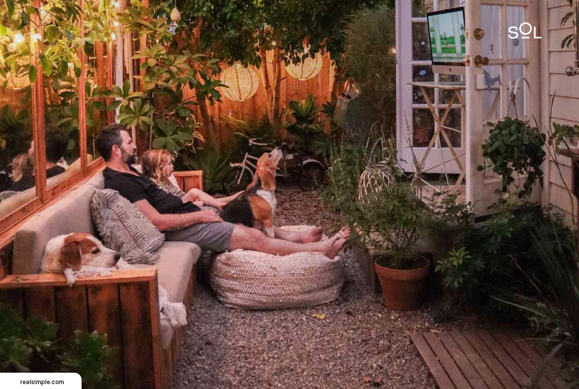 Transform Your Outdoor Space With These Cozy Backyard Ideas