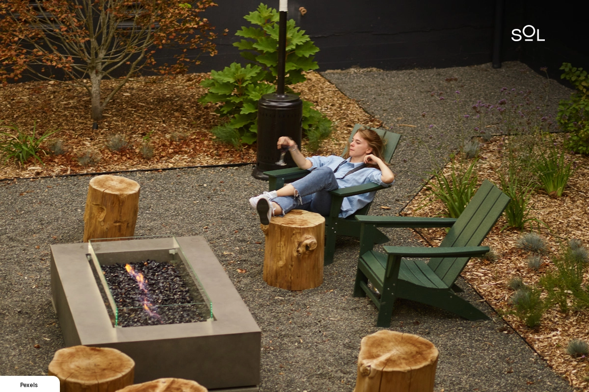 Transform Your Outdoors with a Modern Pea Gravel Patio