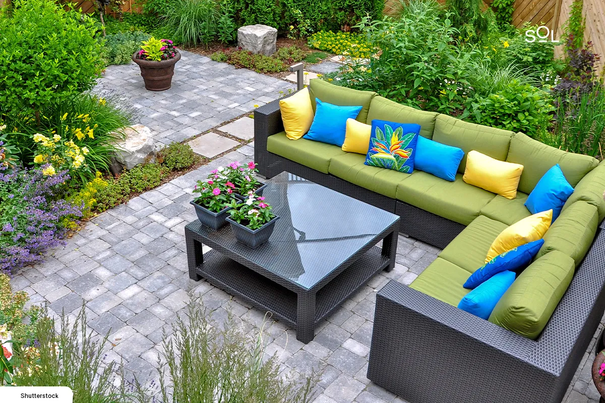 Small Backyard Furniture Design Ideas for a Mini Oasis